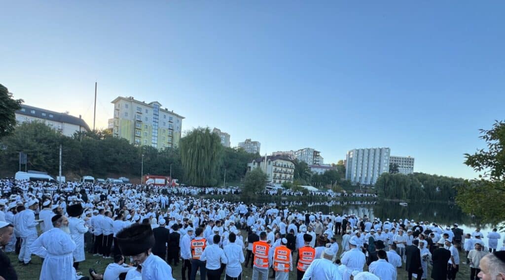 מעל 55 אלף איש התקבצו על ציונו של רבי נחמן מברסלב