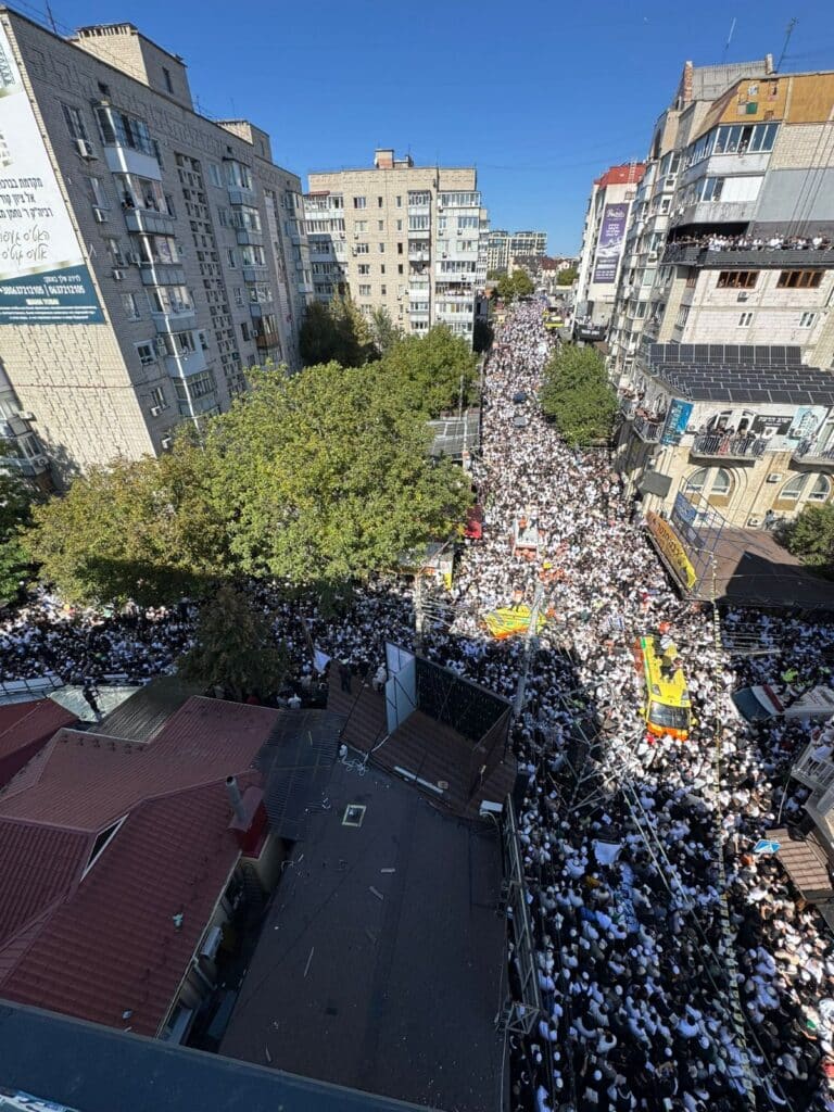 מעל 55 אלף איש התקבצו על ציונו של רבי נחמן מברסלב