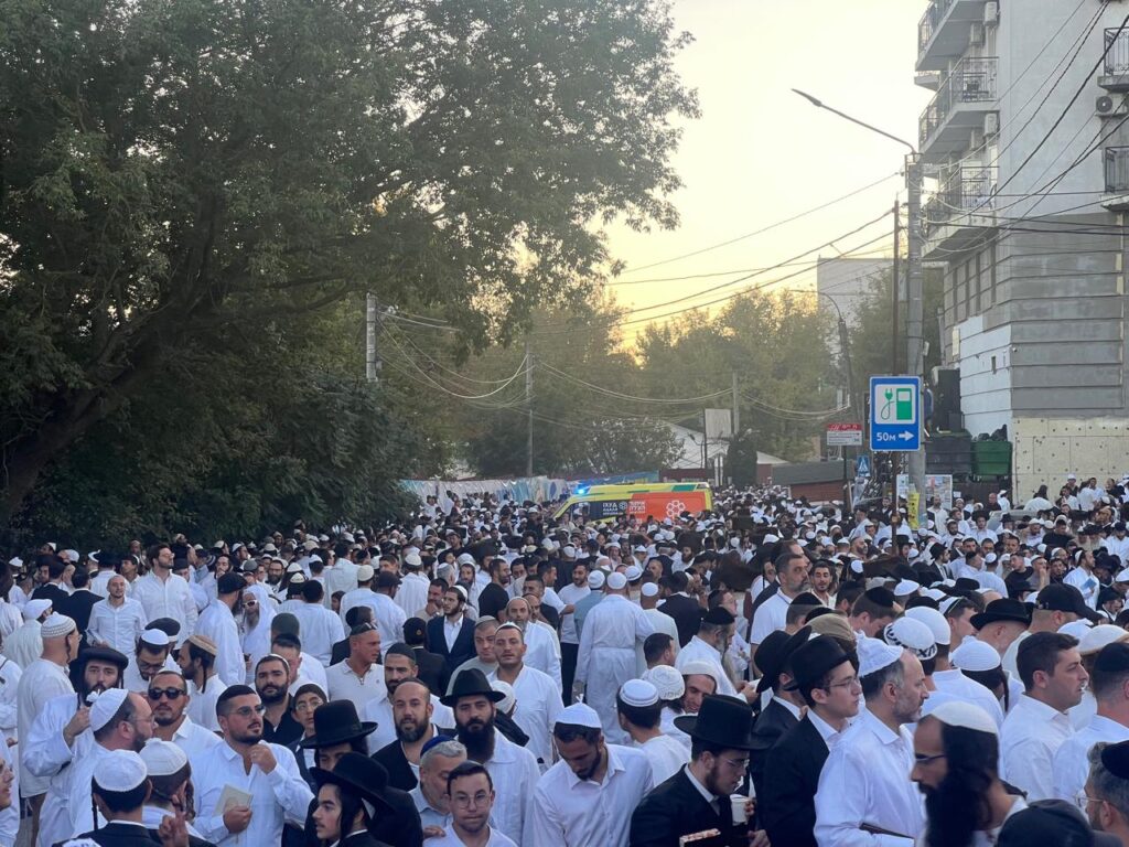 מעל 55 אלף איש התקבצו על ציונו של רבי נחמן מברסלב