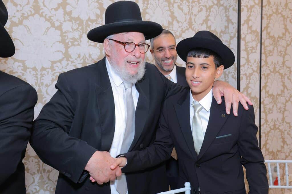 ראש המטה של הראשון לציון בירמצ את בנו - כולם באו לברך