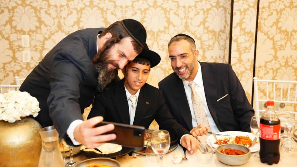 ראש המטה של הראשון לציון בירמצ את בנו - כולם באו לברך