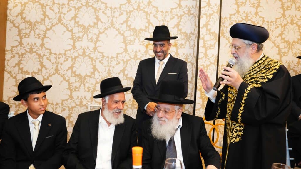 ראש המטה של הראשון לציון בירמצ את בנו - כולם באו לברך