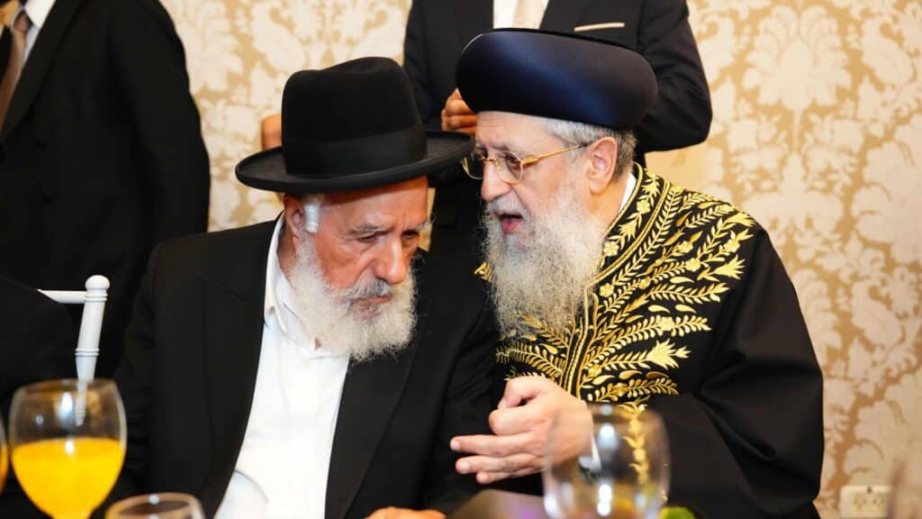 ראש המטה של הראשון לציון בירמצ את בנו - כולם באו לברך