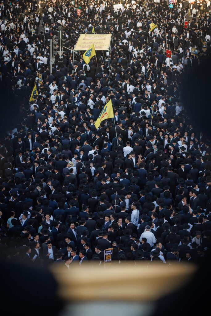 גלריה: רבבות אלפי ישראל מחו בכניסה לעיר הקודש