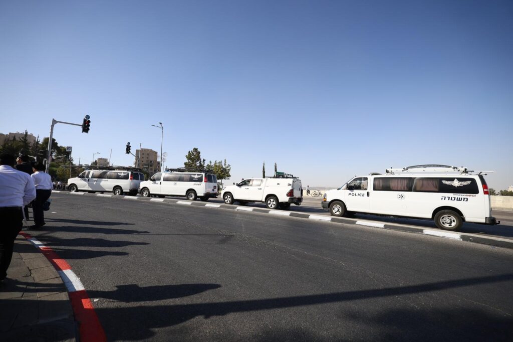 גלריה: רבבות אלפי ישראל מחו בכניסה לעיר הקודש