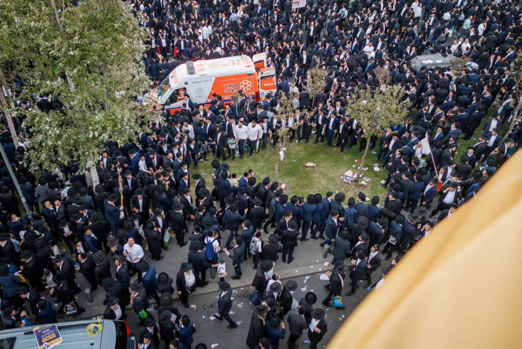 גלריה: רבבות אלפי ישראל מחו בכניסה לעיר הקודש