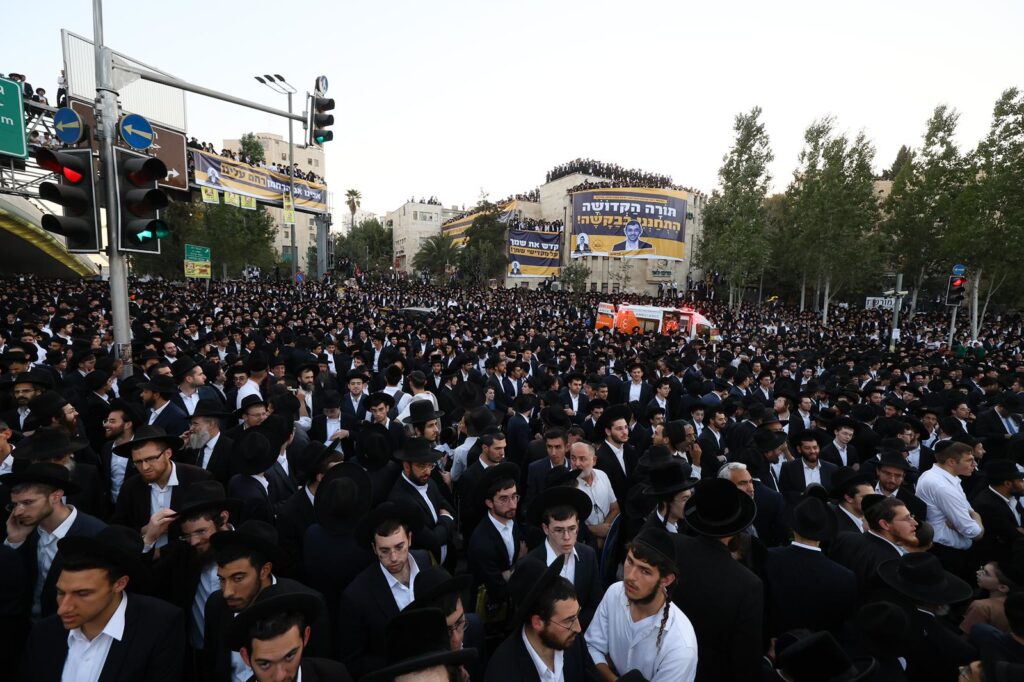 גלריה: רבבות אלפי ישראל מחו בכניסה לעיר הקודש