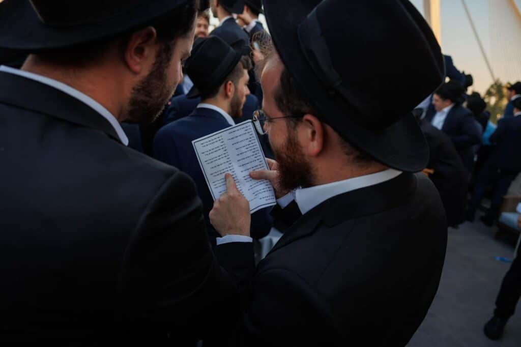 גלריה: רבבות אלפי ישראל מחו בכניסה לעיר הקודש