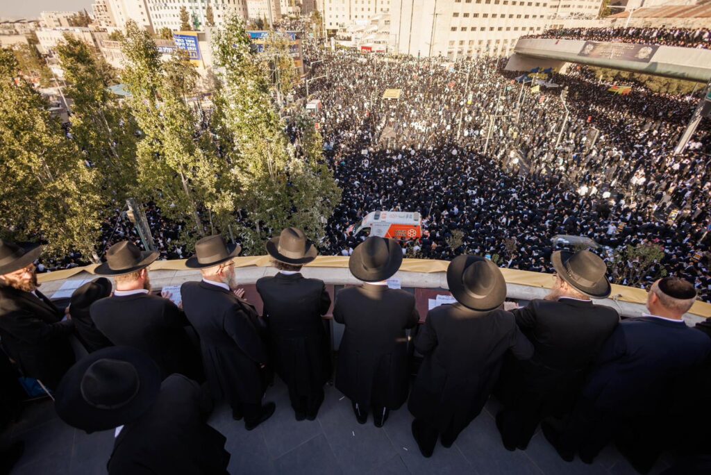 גלריה: רבבות אלפי ישראל מחו בכניסה לעיר הקודש