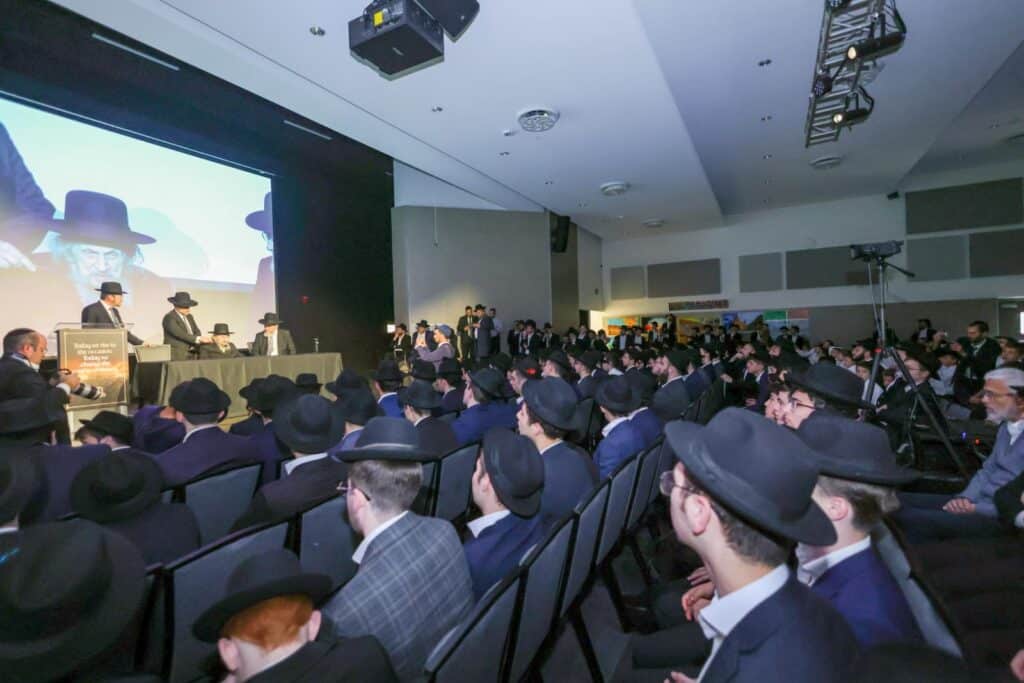 מרן הגר"ד לנדו הגיע לקליבלנד - המונים קיבלו את פניו