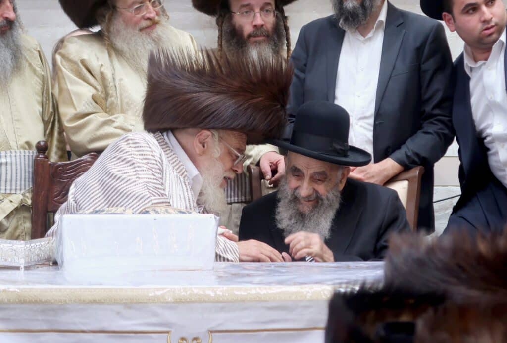 הגר"מ צדקה השתתף בשמחת בית השואבה של תולדות אהרון