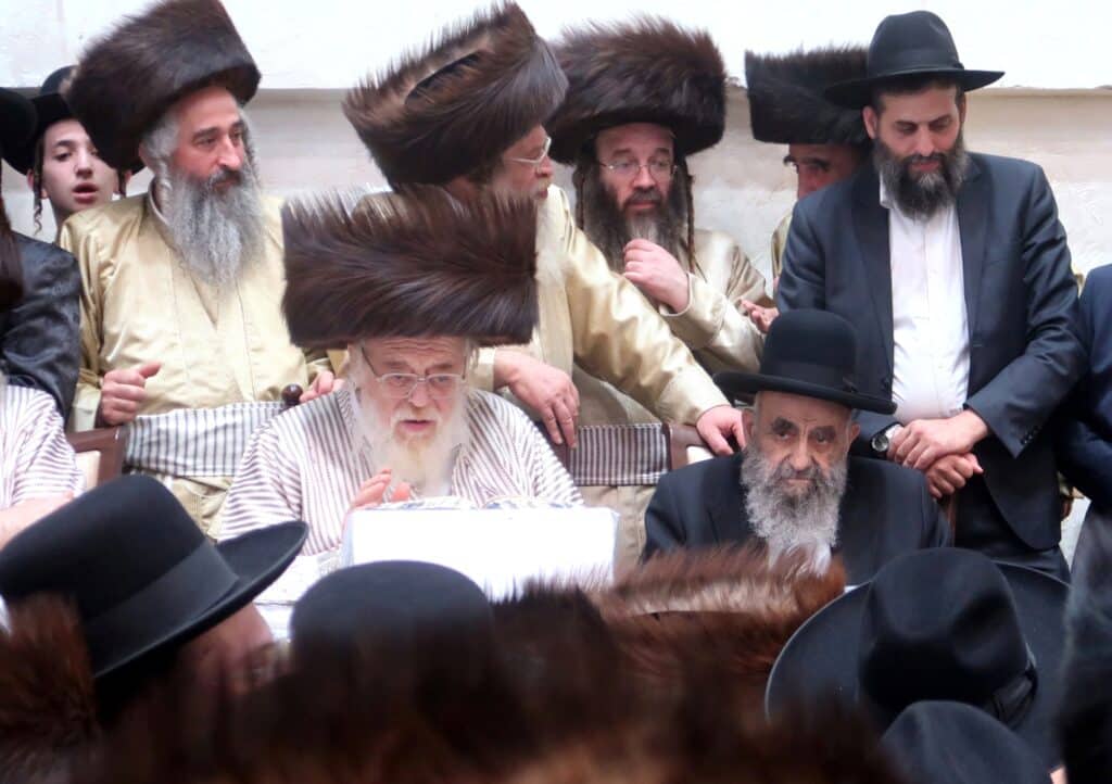 הגר"מ צדקה השתתף בשמחת בית השואבה של תולדות אהרון