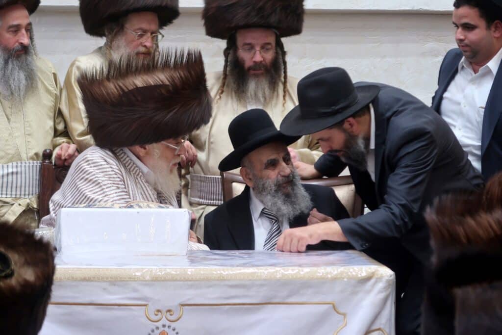 הגר"מ צדקה השתתף בשמחת בית השואבה של תולדות אהרון