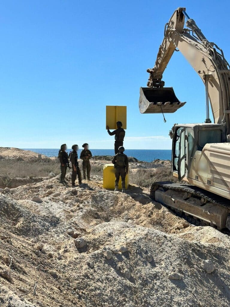 צפו: כוחות צה"ל מסמנים את הקו הצהוב ברצועת עזה