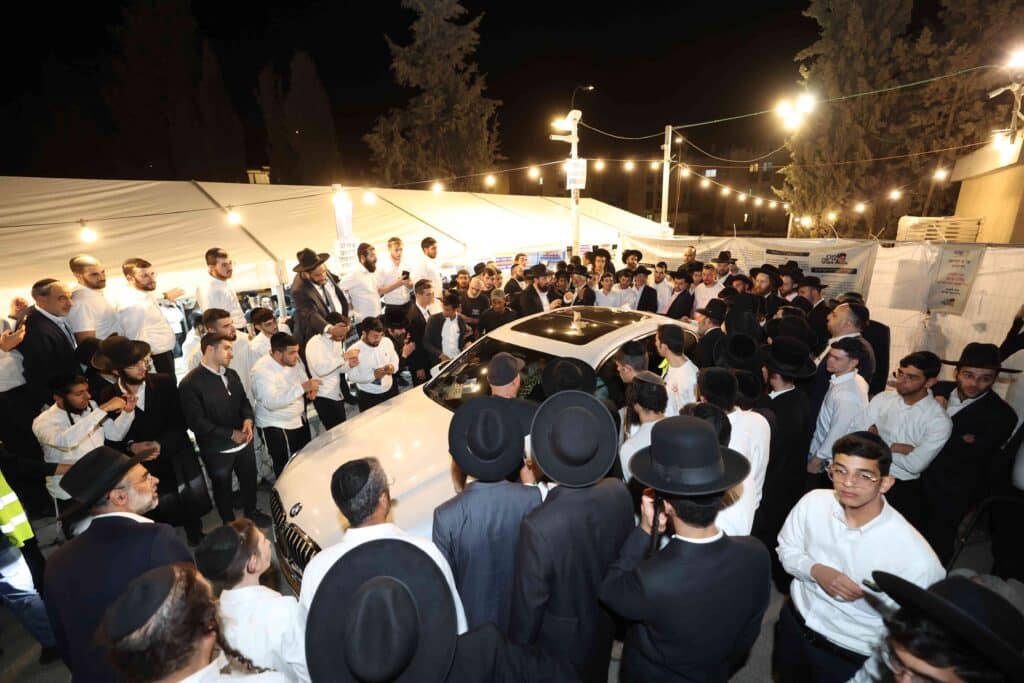 ביום השנה ה-י"ב: הראשון לציון עלה לציון אביו