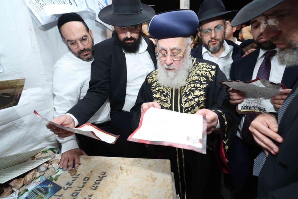 ביום השנה ה-י"ב: הראשון לציון עלה לציון אביו