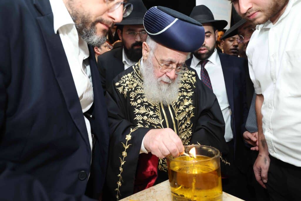 ביום השנה ה-י"ב: הראשון לציון עלה לציון אביו