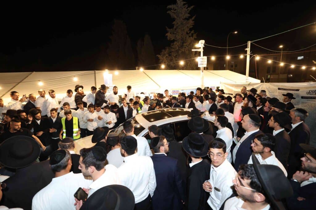 ביום השנה ה-י"ב: הראשון לציון עלה לציון אביו