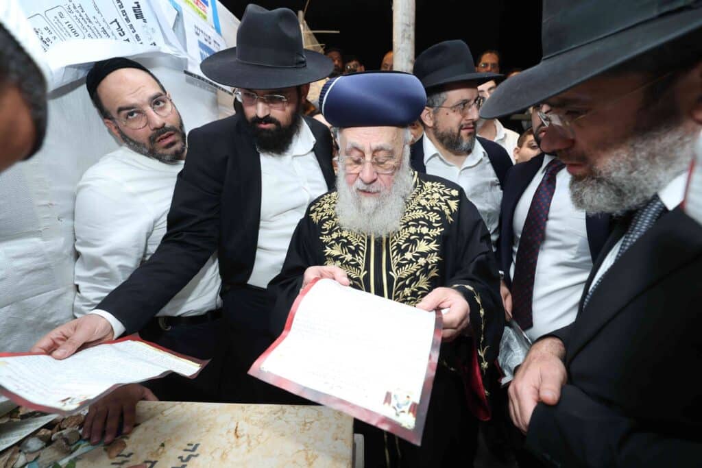 ביום השנה ה-י"ב: הראשון לציון עלה לציון אביו