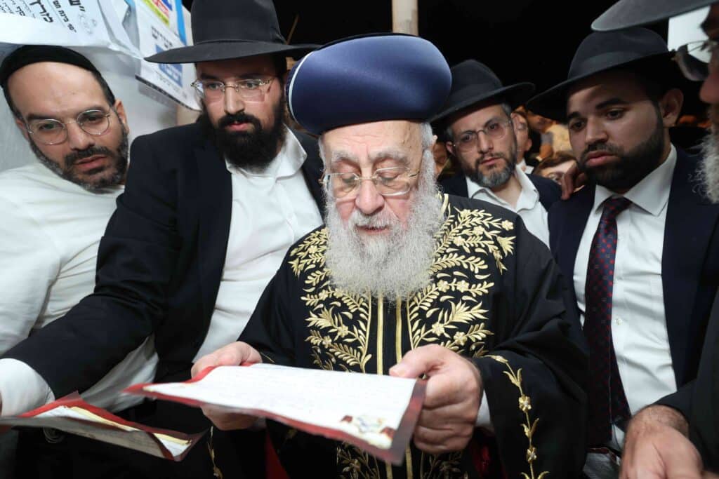 ביום השנה ה-י"ב: הראשון לציון עלה לציון אביו