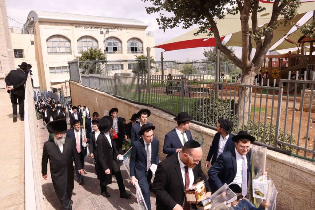 תיעוד חגיגי: מאות כהנים נשאו את כפיהם ברמת שלמה