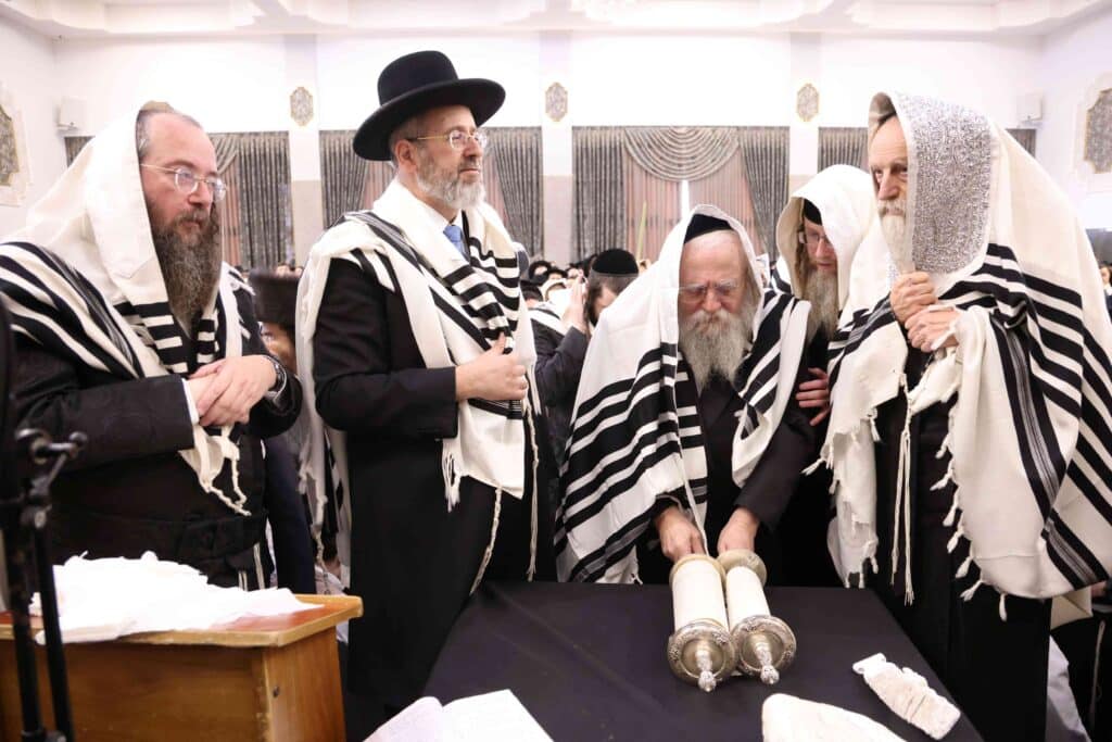 תיעוד חגיגי: מאות כהנים נשאו את כפיהם ברמת שלמה