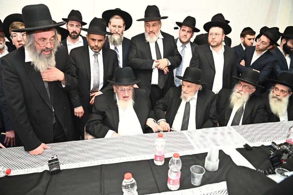 בראשות מרן הגרמ"ה הירש: מועצות גדולי התורה התכנסו בראשות מרן הגרמ"ה הירש: מועצות גדולי התורה התכנסו