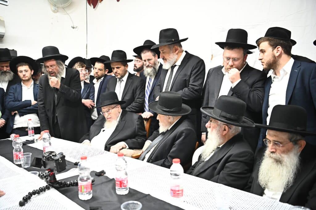 בראשות מרן הגרמ"ה הירש: מועצות גדולי התורה התכנסו בראשות מרן הגרמ"ה הירש: מועצות גדולי התורה התכנסו