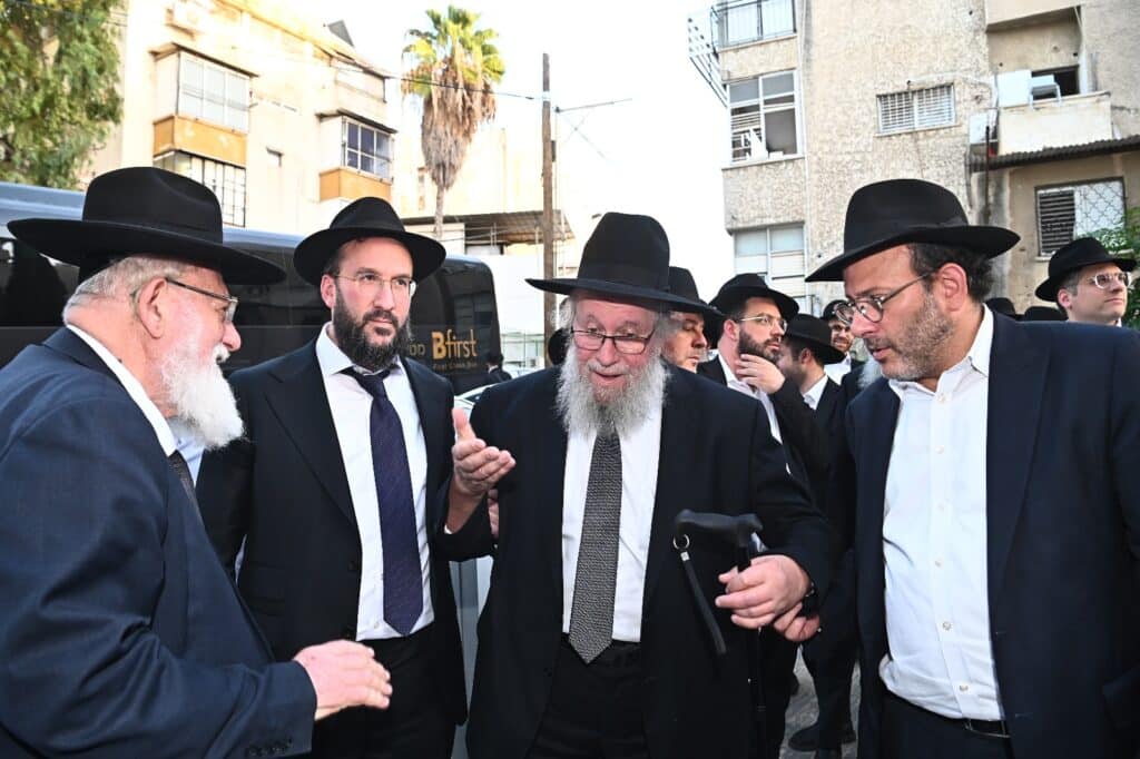 בראשות מרן הגרמ"ה הירש: מועצות גדולי התורה התכנסו בראשות מרן הגרמ"ה הירש: מועצות גדולי התורה התכנסו