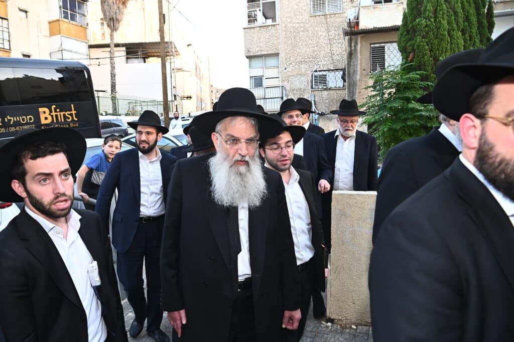 בראשות מרן הגרמ"ה הירש: מועצות גדולי התורה התכנסו בראשות מרן הגרמ"ה הירש: מועצות גדולי התורה התכנסו