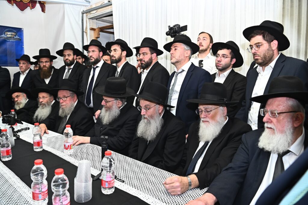 בראשות מרן הגרמ"ה הירש: מועצות גדולי התורה התכנסו בראשות מרן הגרמ"ה הירש: מועצות גדולי התורה התכנסו