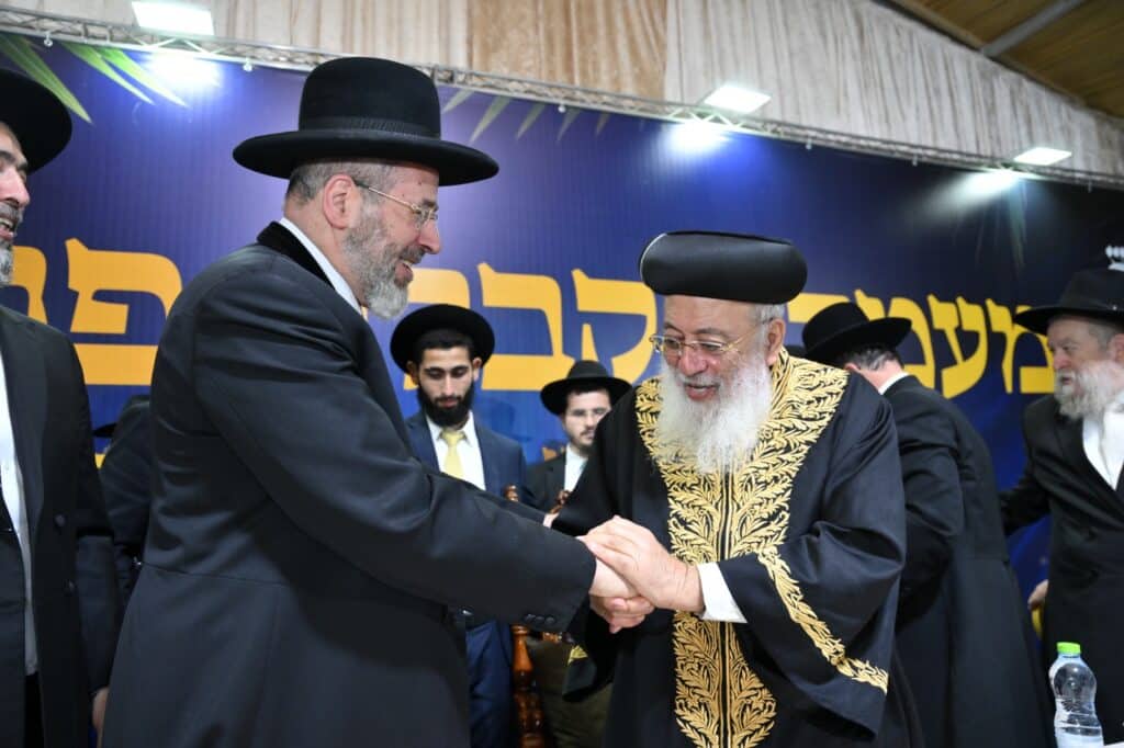 גלריה - מעמד הקבלת פני רבו לראשל"צ הגרש"מ עמאר