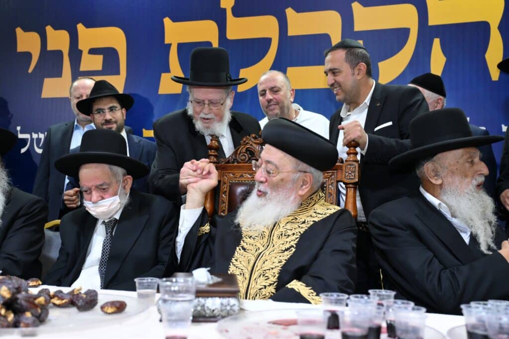 גלריה - מעמד הקבלת פני רבו לראשל"צ הגרש"מ עמאר