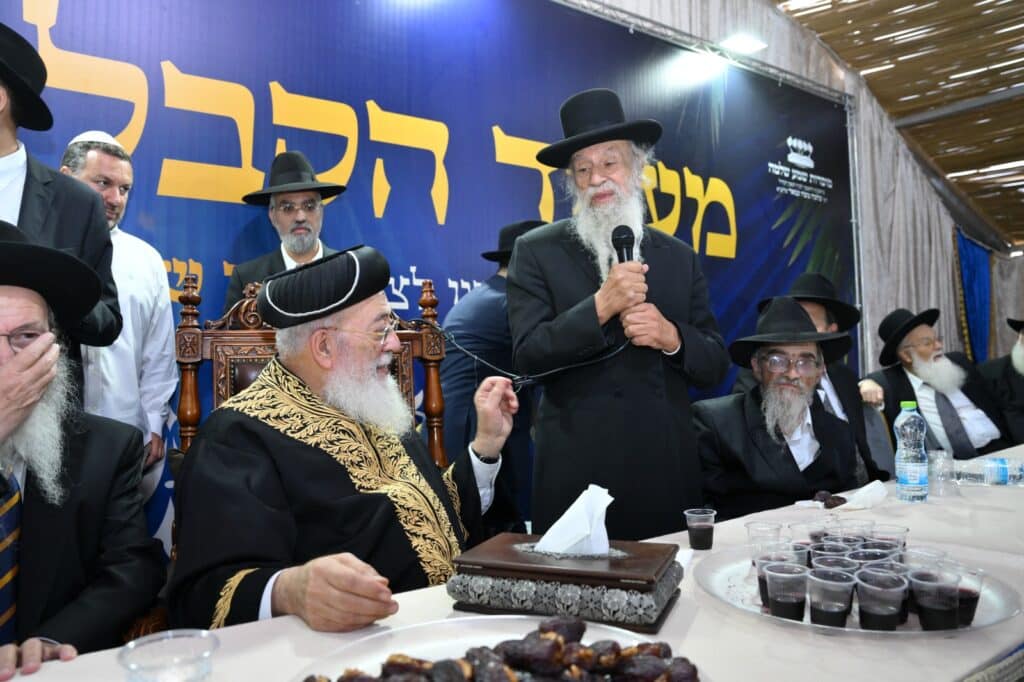 גלריה - מעמד הקבלת פני רבו לראשל"צ הגרש"מ עמאר