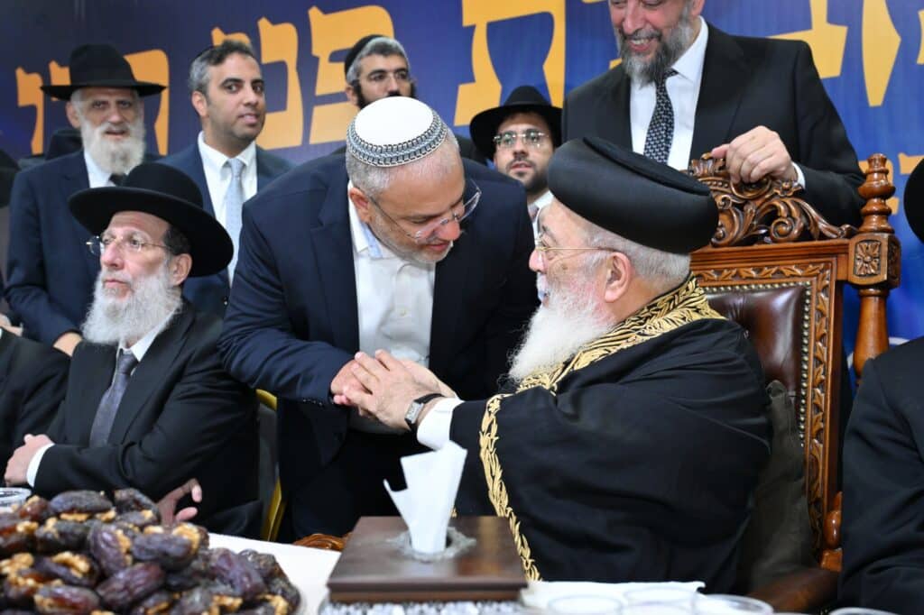 גלריה - מעמד הקבלת פני רבו לראשל"צ הגרש"מ עמאר