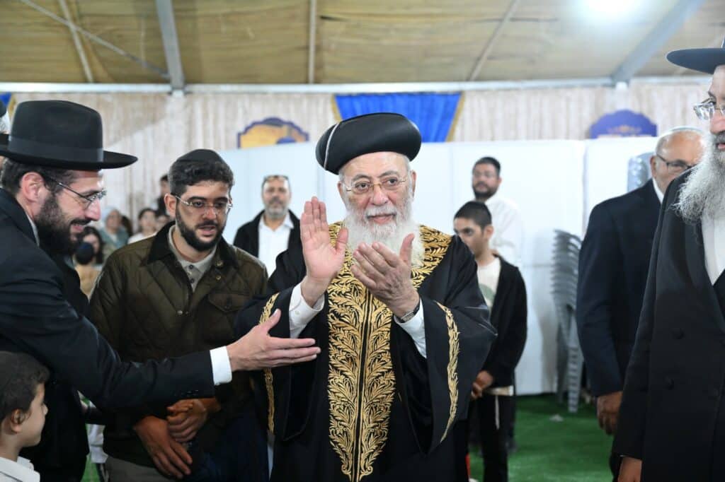 גלריה - מעמד הקבלת פני רבו לראשל"צ הגרש"מ עמאר