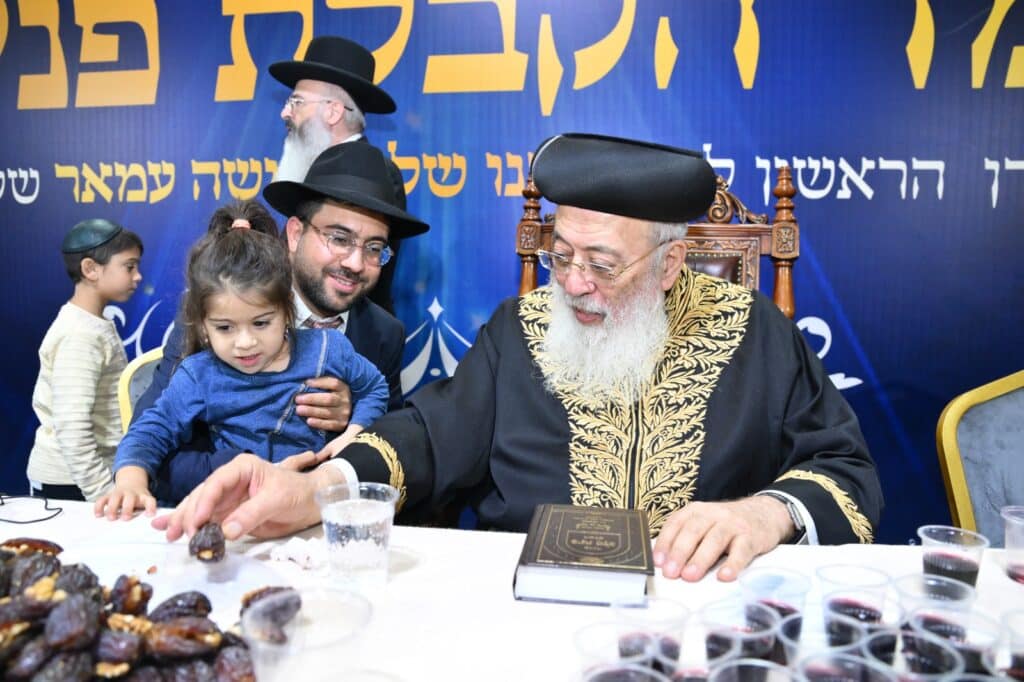 גלריה - מעמד הקבלת פני רבו לראשל"צ הגרש"מ עמאר