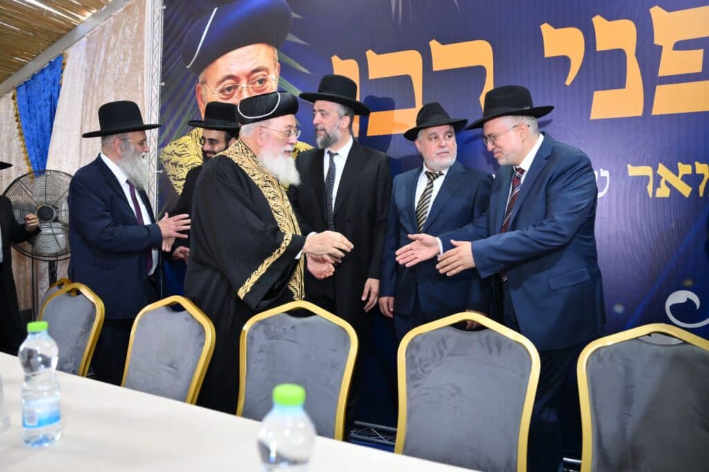 גלריה - מעמד הקבלת פני רבו לראשל"צ הגרש"מ עמאר