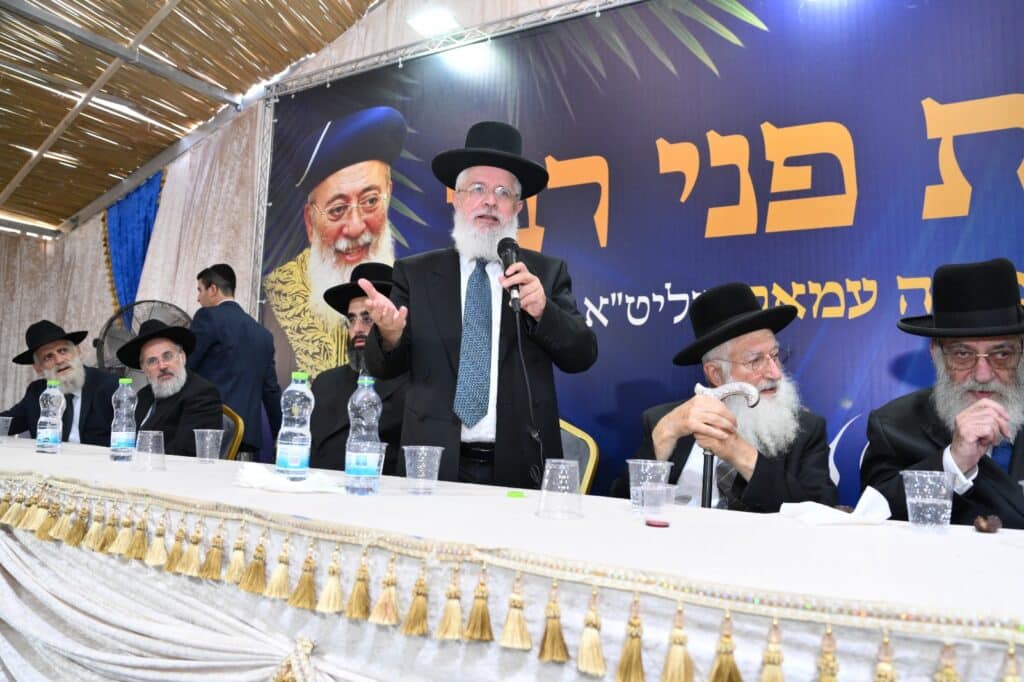 גלריה - מעמד הקבלת פני רבו לראשל"צ הגרש"מ עמאר