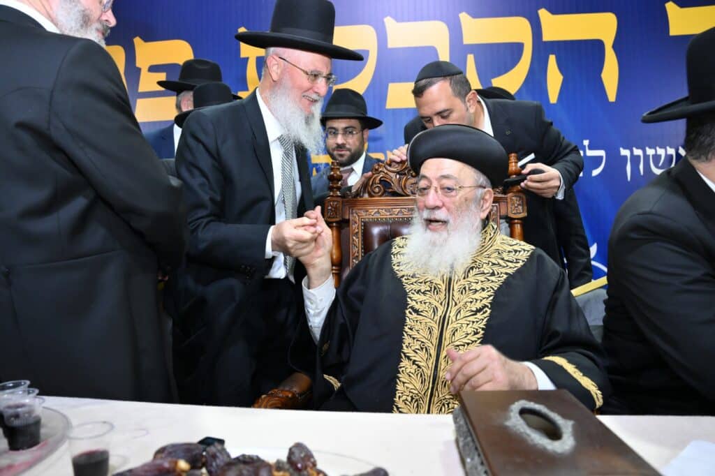 גלריה - מעמד הקבלת פני רבו לראשל"צ הגרש"מ עמאר