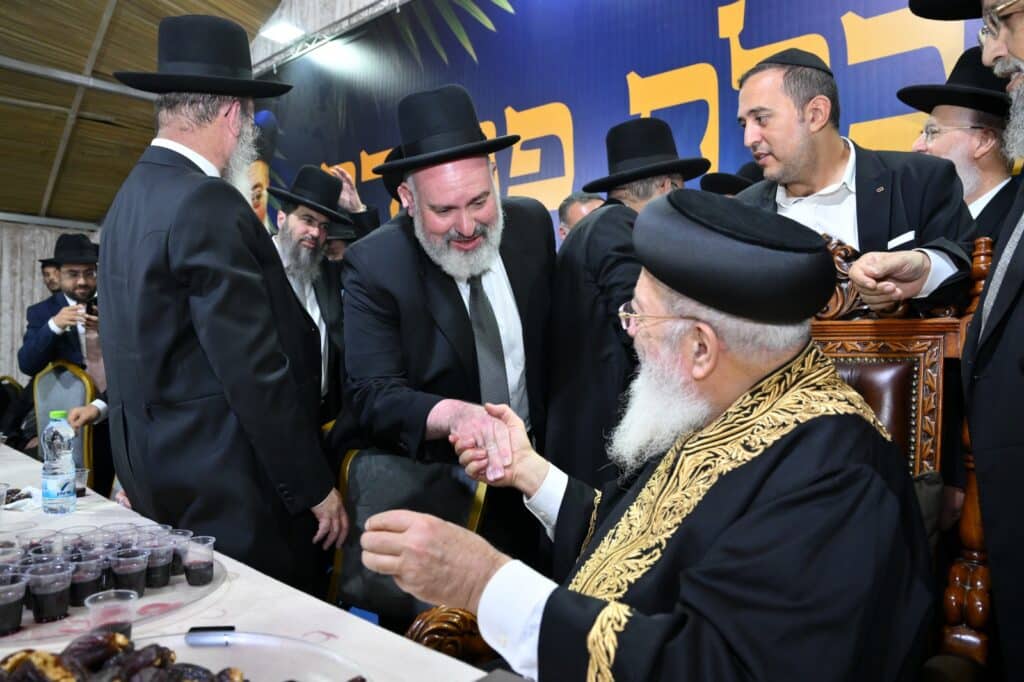 גלריה - מעמד הקבלת פני רבו לראשל"צ הגרש"מ עמאר