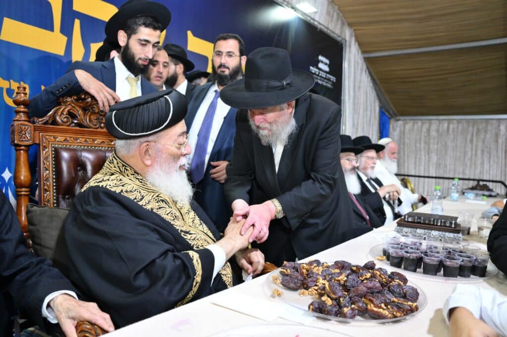 גלריה - מעמד הקבלת פני רבו לראשל"צ הגרש"מ עמאר