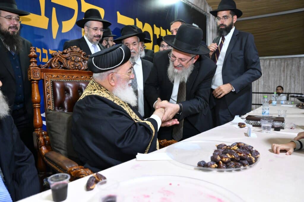 גלריה - מעמד הקבלת פני רבו לראשל"צ הגרש"מ עמאר