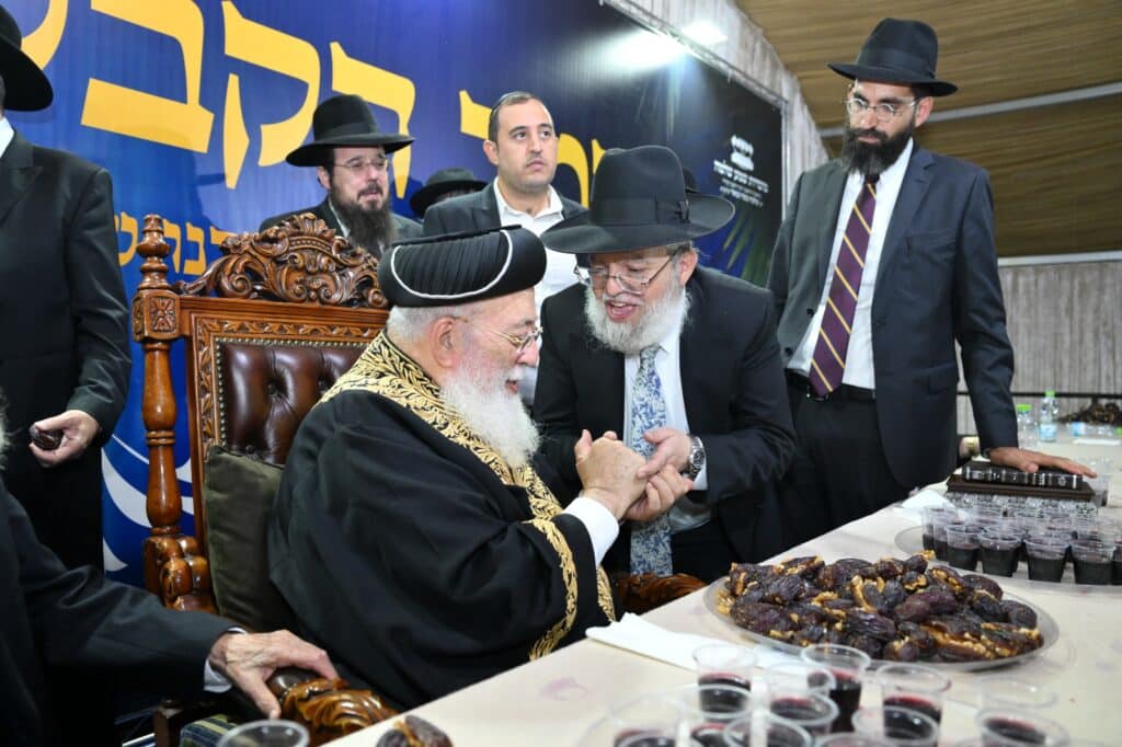 גלריה - מעמד הקבלת פני רבו לראשל"צ הגרש"מ עמאר