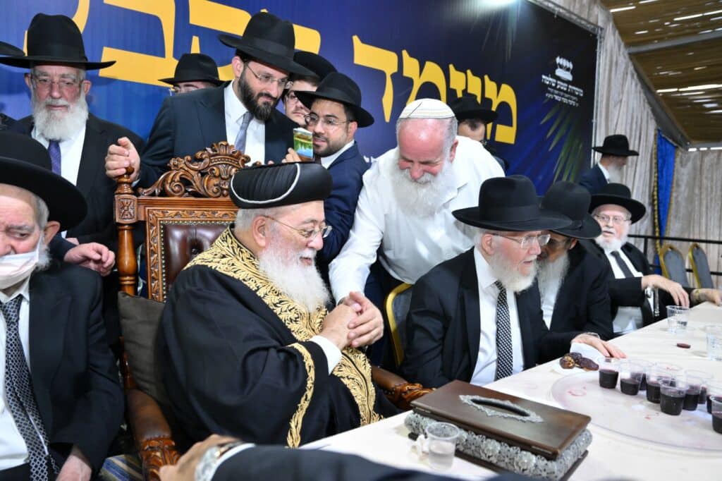 גלריה - מעמד הקבלת פני רבו לראשל"צ הגרש"מ עמאר