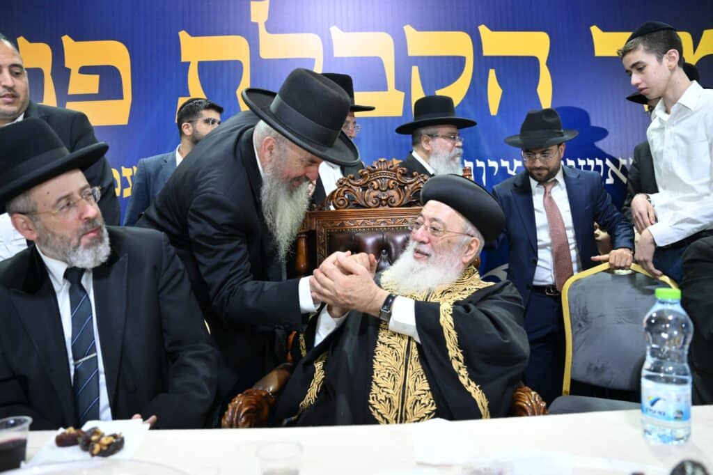 גלריה - מעמד הקבלת פני רבו לראשל"צ הגרש"מ עמאר
