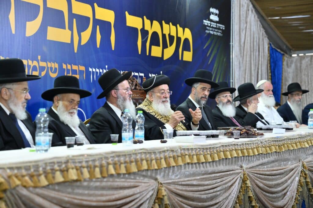 גלריה - מעמד הקבלת פני רבו לראשל"צ הגרש"מ עמאר
