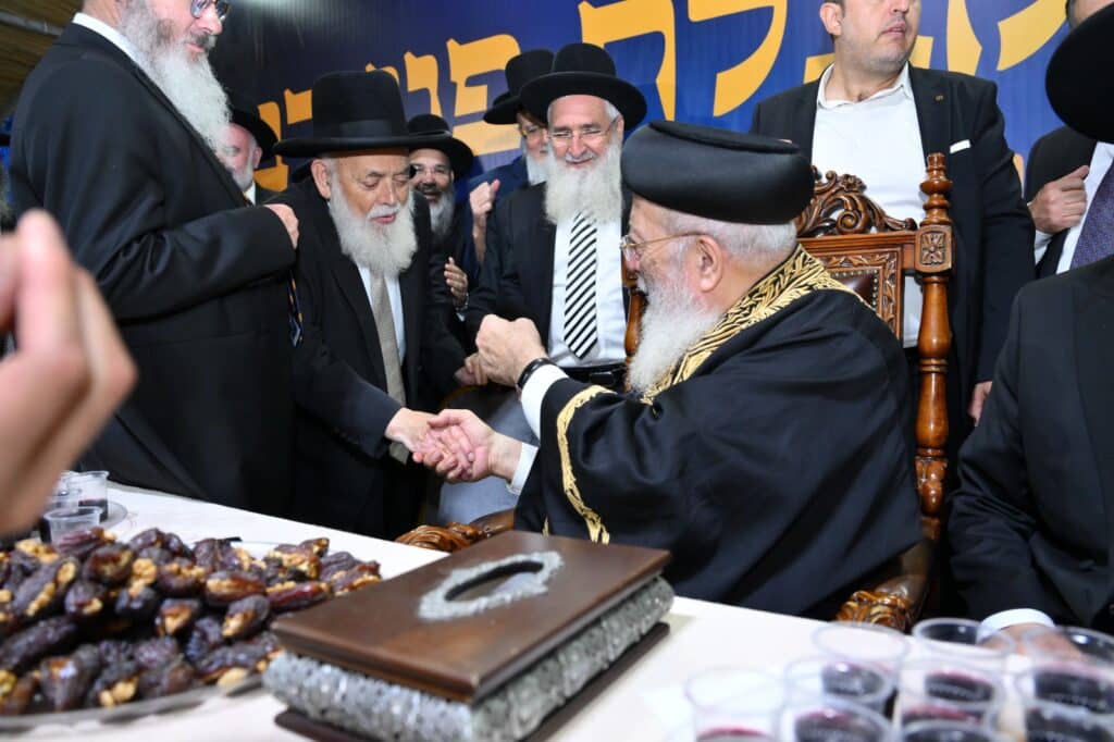 גלריה - מעמד הקבלת פני רבו לראשל"צ הגרש"מ עמאר