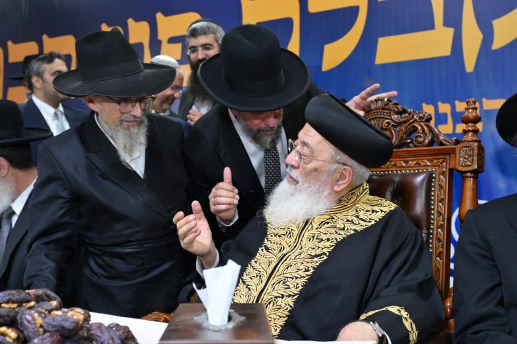 גלריה - מעמד הקבלת פני רבו לראשל"צ הגרש"מ עמאר