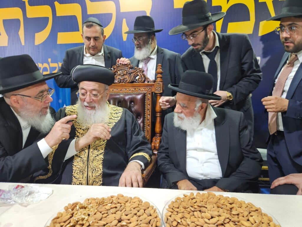 גלריה - מעמד הקבלת פני רבו לראשל"צ הגרש"מ עמאר